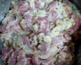 A picture of step 3 of Dabba gosht.
