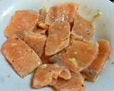 Foto del paso 1 de la receta: Salmón con milhojas de manzana