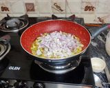 A picture of step 2 of Mushroom Masala Curry.