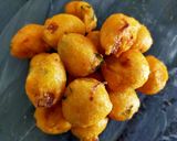 A picture of step 3 of Moong and Urad daal Pakodi.