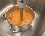 Foto del paso 3 de la receta: Merluza con salsa de pimientos de piquillo