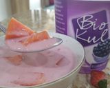 Foto langkah ke 2 dari resep Jus strawberry + blueberry yougurt..🍸🍸🍸#tantanganakhirtahun.
