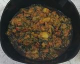 A picture of step 4 of Methi carrot potato.