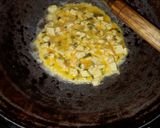 Foto langkah ke 2 dari resep Tahu telor goreng simpel.