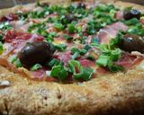 Foto del paso 6 de la receta: Pizza integral con borde relleno