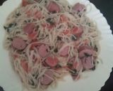 A picture of step 9 of Spaghetti and smokie mix#4weekschallenge.