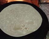 A picture of step 4 of Roti.