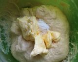 Foto langkah ke 2 dari resep Wool Roll Bread.