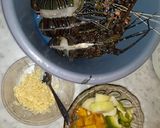 Foto langkah ke 2 dari resep Lobster Asam Manis.