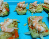 Foto del paso 5 de la receta: Calabacín con crema de piquillo y langostino