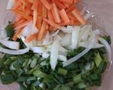 Foto langkah ke 1 dari resep Mie goreng spesial saus tiram.