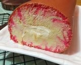 Foto langkah ke 7 dari resep 57. Hurricane Swiss Roll Cake.