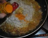 A picture of step 5 of Turmeric Rice with Chicken کته زردچوبه با مرغ.