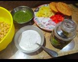A picture of step 2 of Chana chat.