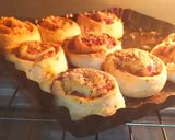 Foto del paso 5 de la receta: Pizza Rolls Con Jamón Y Queso