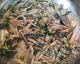 Foto del paso 3 de la receta: Tortilla de boquerones al ajillo