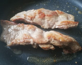 Foto del paso 3 de la receta: Látigo de cerdo ibérico (Lagartitos)
