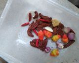 Foto langkah ke 2 dari resep Tumis Pakis.