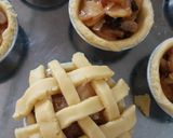 Foto langkah ke 4 dari resep Apple Pie Mini.