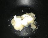 A picture of step 1 of Chicken makhni handi.