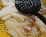 Foto del paso 1 de la receta: Xuletes de Xot sofregides i patatas fregides amb Ais. Chuletas de cordero fritas