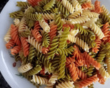 Foto del paso 3 de la receta: Ensalada de pasta fácil