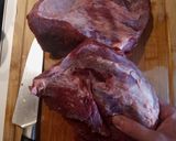 Sült marhacomb hagymaágyon🐃🕚✨ recept fázis 2 fotója
