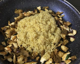 Foto del paso 4 de la receta: Berenjena rellena con quinoa y pollo