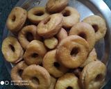 A picture of step 4 of Donuts.