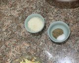 A picture of step 1 of Creamy chicken spread and cucumber bites.