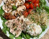 Foto del paso 5 de la receta: Ensalada primaveral de berros y pollo al natural