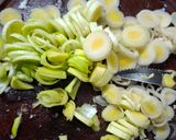 Foto del paso 2 de la receta: Arroz amarillo con pollo al puerro