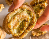 Foto del paso 2 de la receta: Rolls de pesto y mozzarella