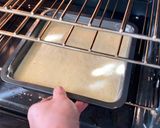 Foto langkah ke 10 dari resep Sponges Cake topping keju.