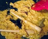 Foto langkah ke 2 dari resep Ayam Masak Kuah Bumbu Kuning.