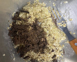 Foto del paso 3 de la receta: Galletas de avena, chocolate y plátano al horno rápidas y fáciles