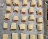 Foto del paso 3 de la receta: Saladitos hojaldrados con carne picada