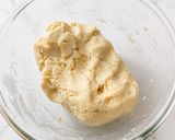 Foto langkah ke 3 dari resep Gluten free vanilla sugar cookies.