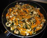 Foto del paso 3 de la receta: Acelgas con pollo y calabaza