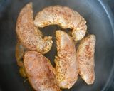 Foto del paso 3 de la receta: Pollo a la crema