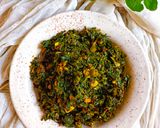 A picture of step 4 of Sarson Ki Bhujiya/ Dry Sarson Bhaji.