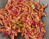 Foto langkah ke 5 dari resep Kering Tempe dan Takir Klobot.