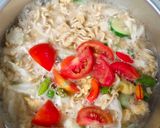 Foto langkah ke 4 dari resep Mie Instan Mix Sayur Telur.