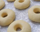 Foto langkah ke 3 dari resep Donat empuk dan lembut ala JCO.