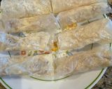 Hình bước làm 2 của món Chả giò chuối (Banana Spring Rolls)