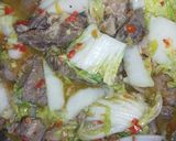 Foto langkah ke 3 dari resep Tumis daging rebus dengan sawi putih.