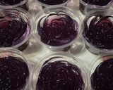 Foto langkah ke 4 dari resep Pudding mawar.