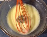 Foto del paso 2 de la receta Tortilla de calabacín y patata