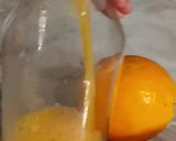 A picture of step 3 of Fresh Squeezed orange juice.