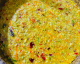 Foto del paso 5 de la receta: REVUELTO DE VEGETALES DE ESTACIÓN (TIPO TORTILLA)🧅🫑🥒🫑🍅